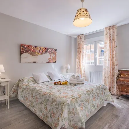 Luxury Reino De Apartment Granada